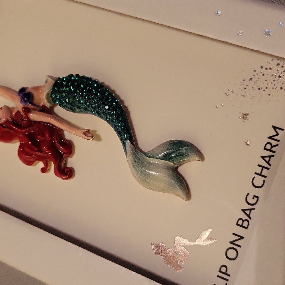 Disney Ariel Clip-On Bag Charm Keychain - BNIB TA M - Picture 2 of 3